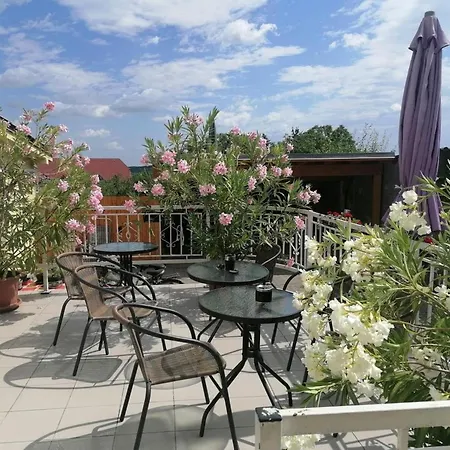 Kuruc Appartement *